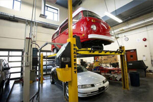 Burnaby-Central-Secondary-Autoshop-732x488