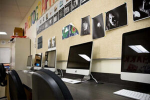 Burnaby-Central-Secondary-Computer-Lab-732x488