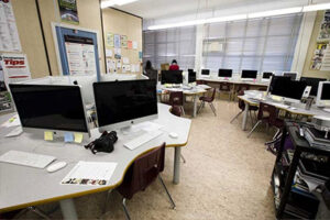 Burnaby-North-Secondary-Computer-Lab-732x488