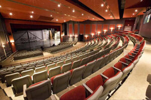 Burnaby-South-Secondary-Theatre-732x488
